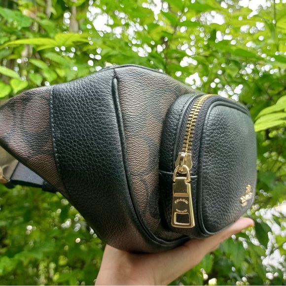 NWT coach belt bag/crossbody
Style No. 6548 - Picture 2 of 7